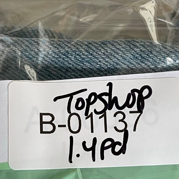 Topshop Moto Denim Vest US 4 Cotton Light Wash Cut Off Sleeves Jypsy Embroidery - Picture 9 of 9